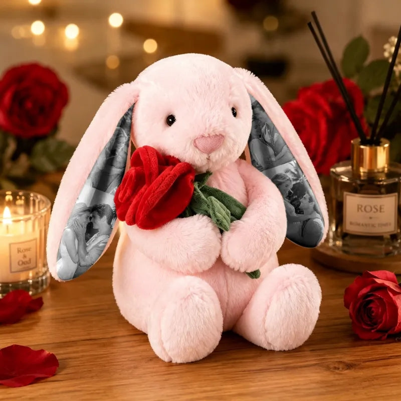 Peluche de conejito con rosa roja y foto personalizada, regalo para parejas con imagen oculta en la oreja, ideal para aniversarios